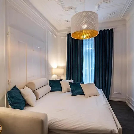 Akicity Amoreiras Bold Apartment