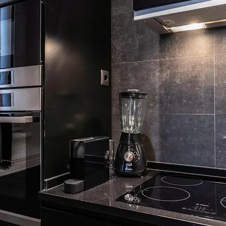 Akicity Amoreiras Bold